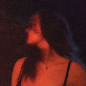 Meet your Posher, Ella